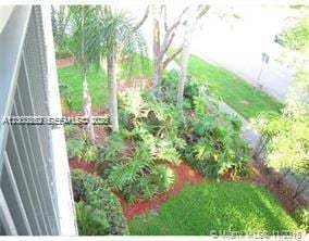 Building Photo - 620 S Park Rd