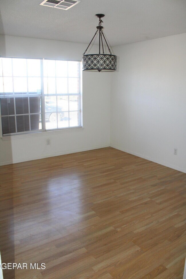 Building Photo - 11756 Bell Tower Dr