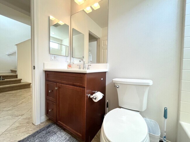 Building Photo - 7143 Leighton Dr