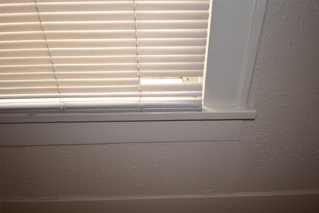 Building Photo - 4618 Clay St