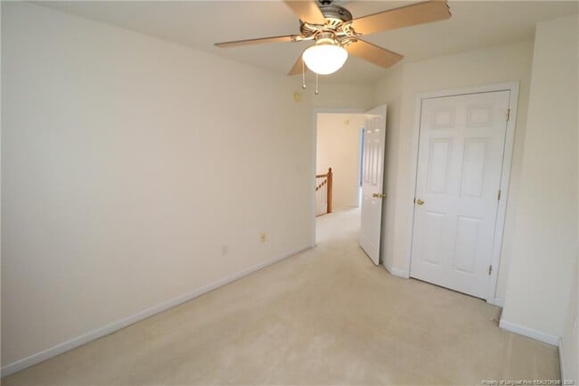 Building Photo - 416 Oak Pine Dr