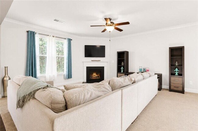 Building Photo - 3105 Duke Dr