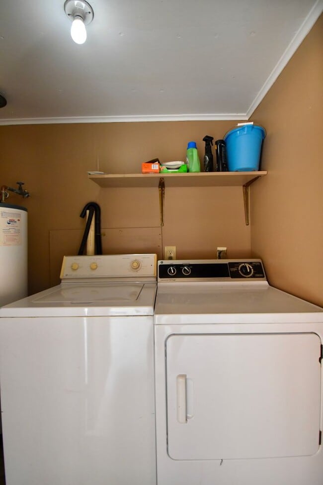 Building Photo - 3 Bed, 2 Bath Home in Ruston