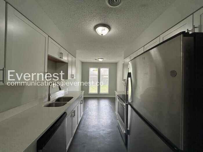 Building Photo - 7127 Markim Dr