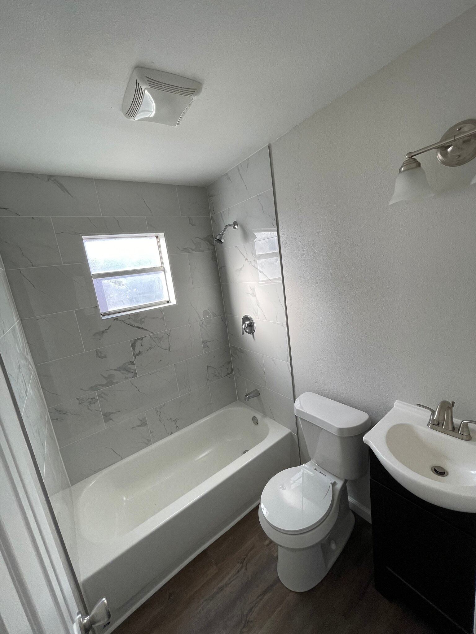 Building Photo - 676 W Robertson St