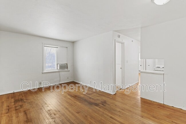 Building Photo - 202 S Lynn St