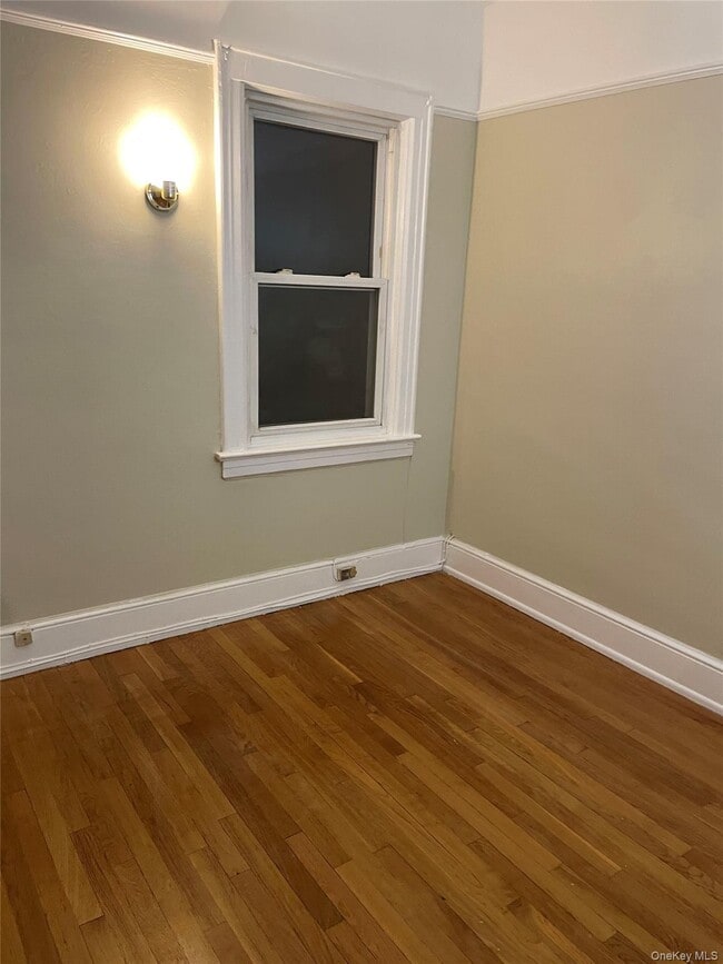 Building Photo - 60 St Pauls Pl