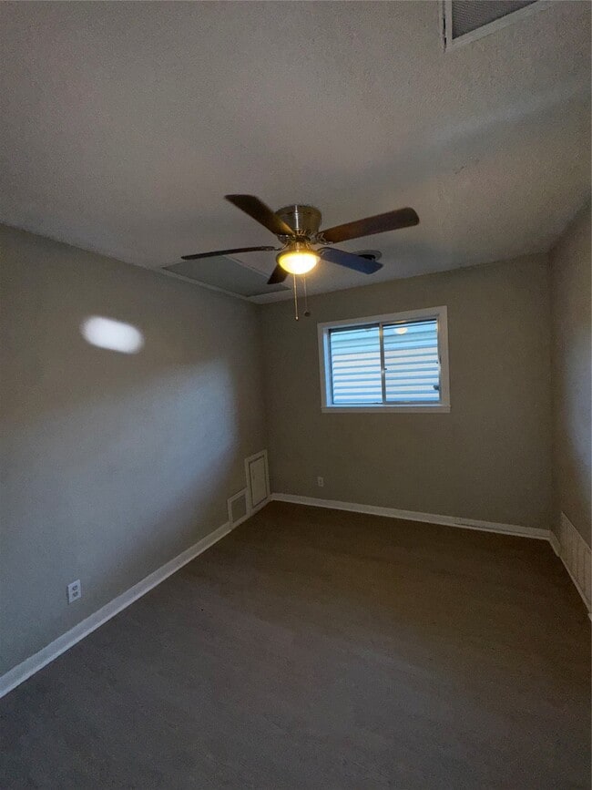 Building Photo - 5717 Woodrow St