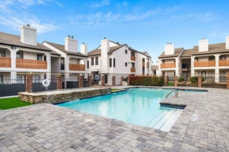 Building Photo - Aulden at The Highlands