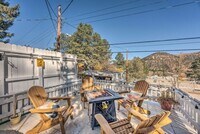 Building Photo - 110 Pippin St