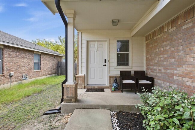 Building Photo - 912 Sweet Leaf Ln