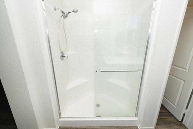 Building Photo - Amazing 3 Bedroom Condo available now! Totally loaded unit, schedule a tour today!