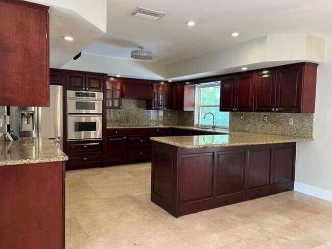 Building Photo - 2498 NW 25th St