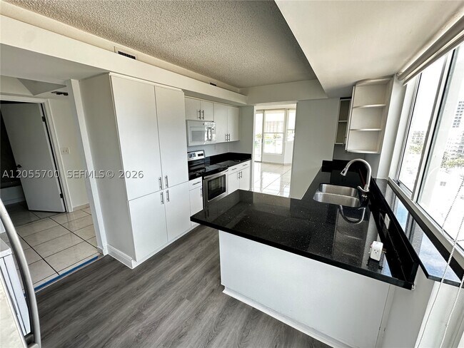 Building Photo - 3411 Indian Creek Dr