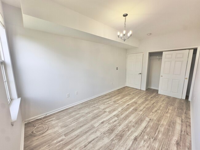 Building Photo - 197 VAN HORNE St