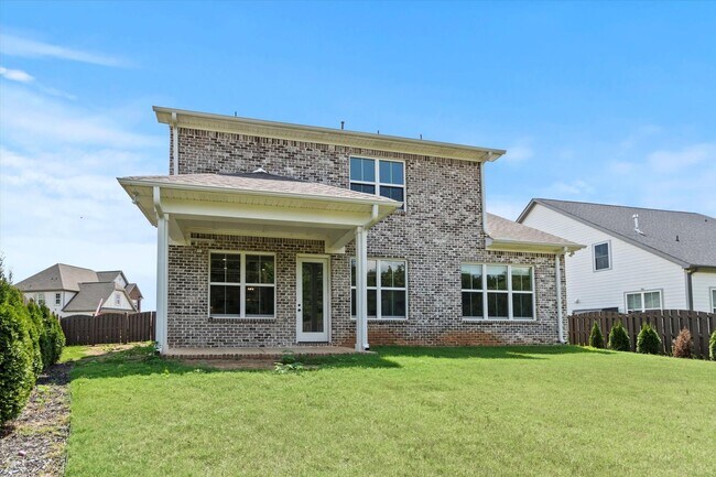 Building Photo - Charming and Spacious 4-Bedroom Home with Bonus Room and Private Backyard