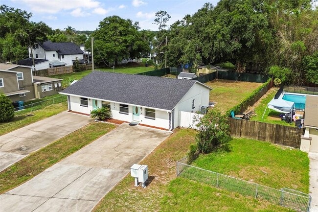 Building Photo - 2720 Sunrise Ct