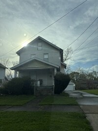 Building Photo - 1016 East Ave SE