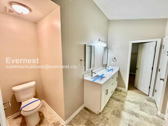 Building Photo - Limited Time Special Offer / 4 Bed, 2.5 Bath Home with Garage / Pet-Friendly / Vouchers Accepted ...