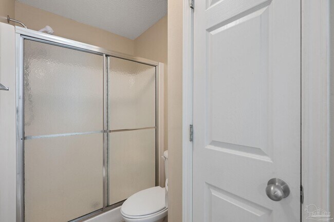 Building Photo - 9771 Cobblebrook Dr