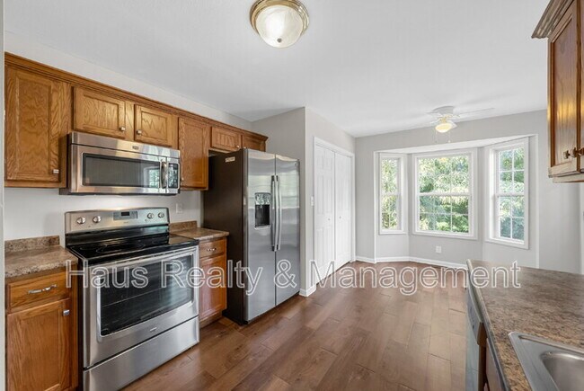 Building Photo - 1109 Gunpoint Dr