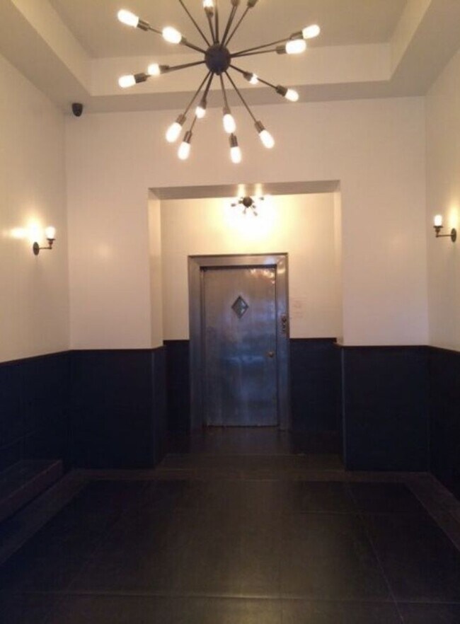 Floorplan - 200 East 26th Street