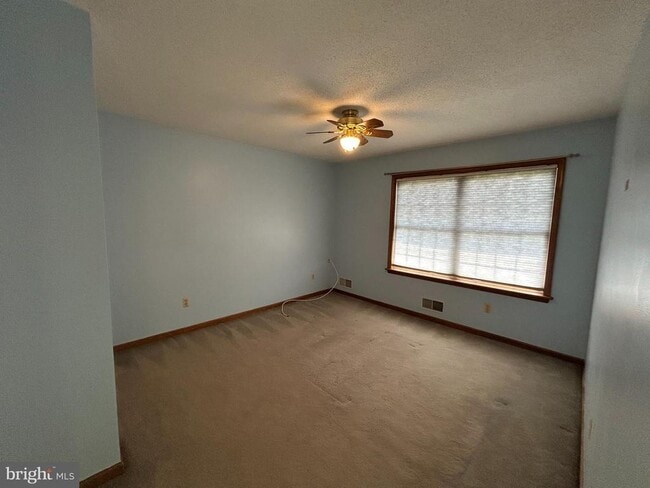 Building Photo - 828 Yardville Allentown Rd