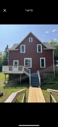 Building Photo - 424 6th Ave