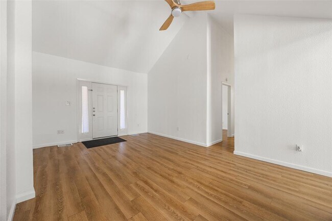 Building Photo - 14708 Foy Dr