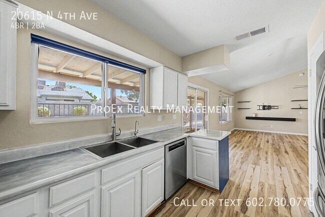 Building Photo - 20615 N 4th Ave