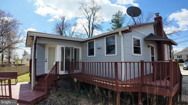 Building Photo - 4419 Renn St