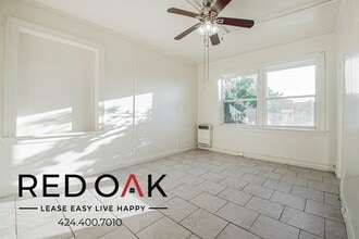 Building Photo - 1000 S Grand View St