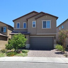 Building Photo - Spacious Luxury Living with Dual Masters!