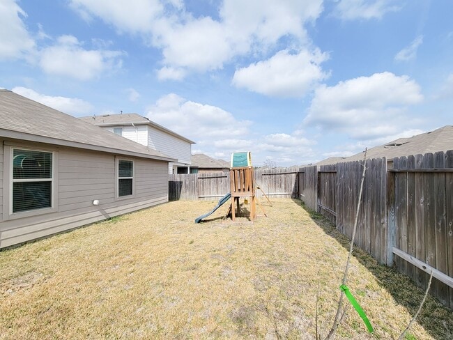 Building Photo - Welcome to your next home in the heart of Downtown Cleveland, Texas! This inviting 3-bedroom, 2-b...