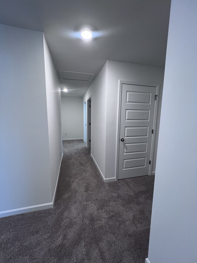 Building Photo - 6092 Knickerbocker Street