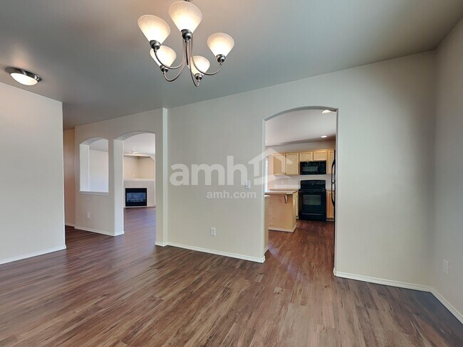 Building Photo - 16646 Rainier View Dr SE