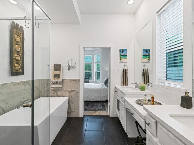 Building Photo - 4818 Nodding Thistle Trail