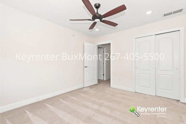 Building Photo - 3216 Whisper Ln
