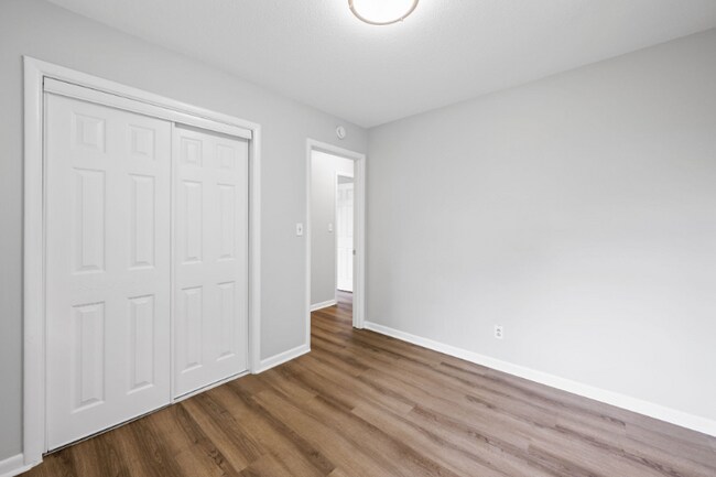 Building Photo - 1208 Gadd Rd