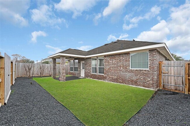 Building Photo - 7531 Oakwood Canyon Dr
