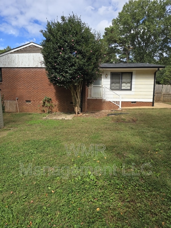 Building Photo - 1509 Wiltshire Rd
