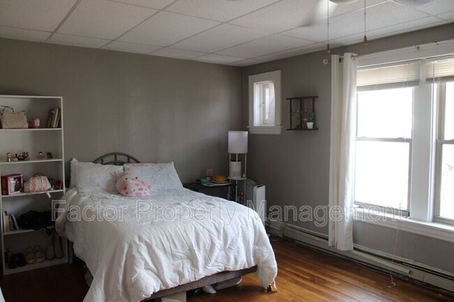 Building Photo - 130 Parsons St