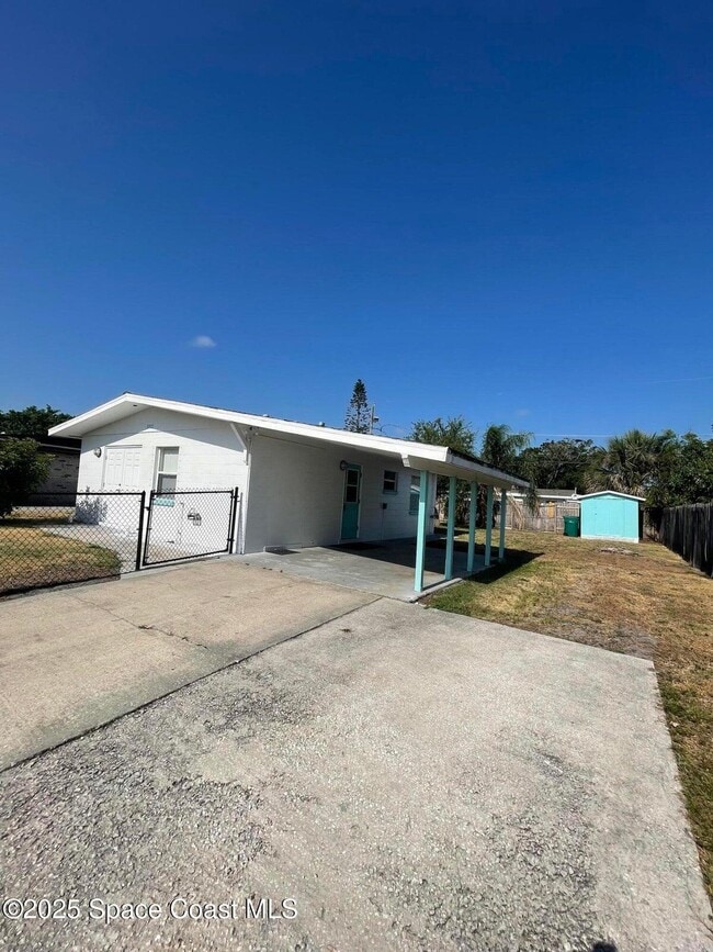 Primary Photo - 802 Cronin Ave