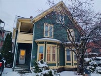 Building Photo - 11 Arch St