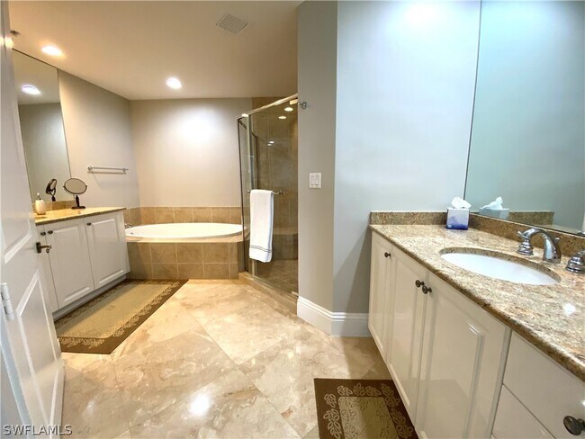 Building Photo - 4951 Bonita Bay Blvd
