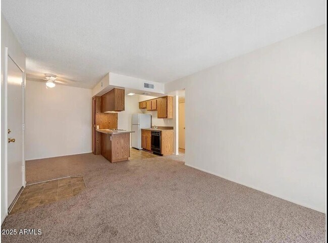 Building Photo - 5750 N 59th Ave