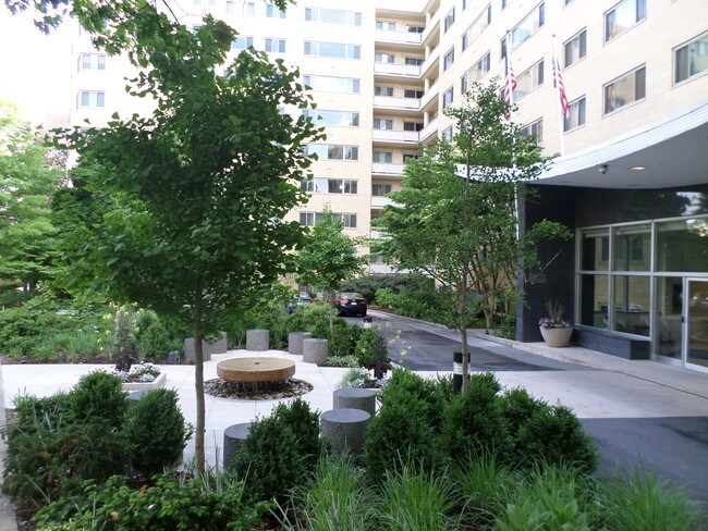 Building Photo - 4600 Connecticut Ave NW