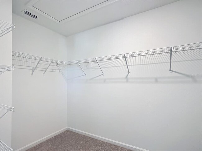 Building Photo - 4950 SW 81st Lp