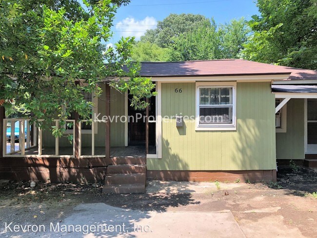 Primary Photo - 1500 Court Ave