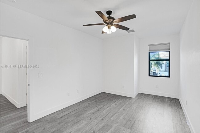 Building Photo - 4518 E Aqua Bella Ln